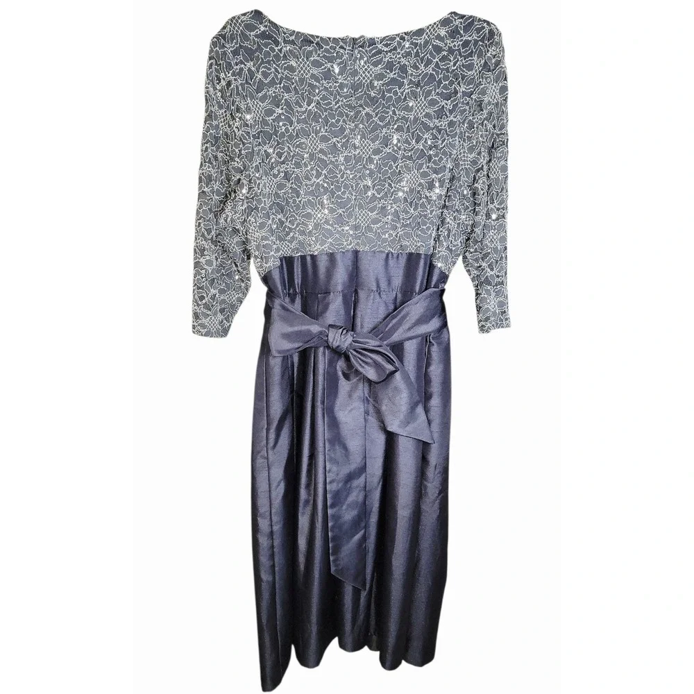 Jessica Howard Women's 18W Gray Lace Bodice Midi Dress Pleated Skirt 3/4 Sleeve - Picture 3 of 6